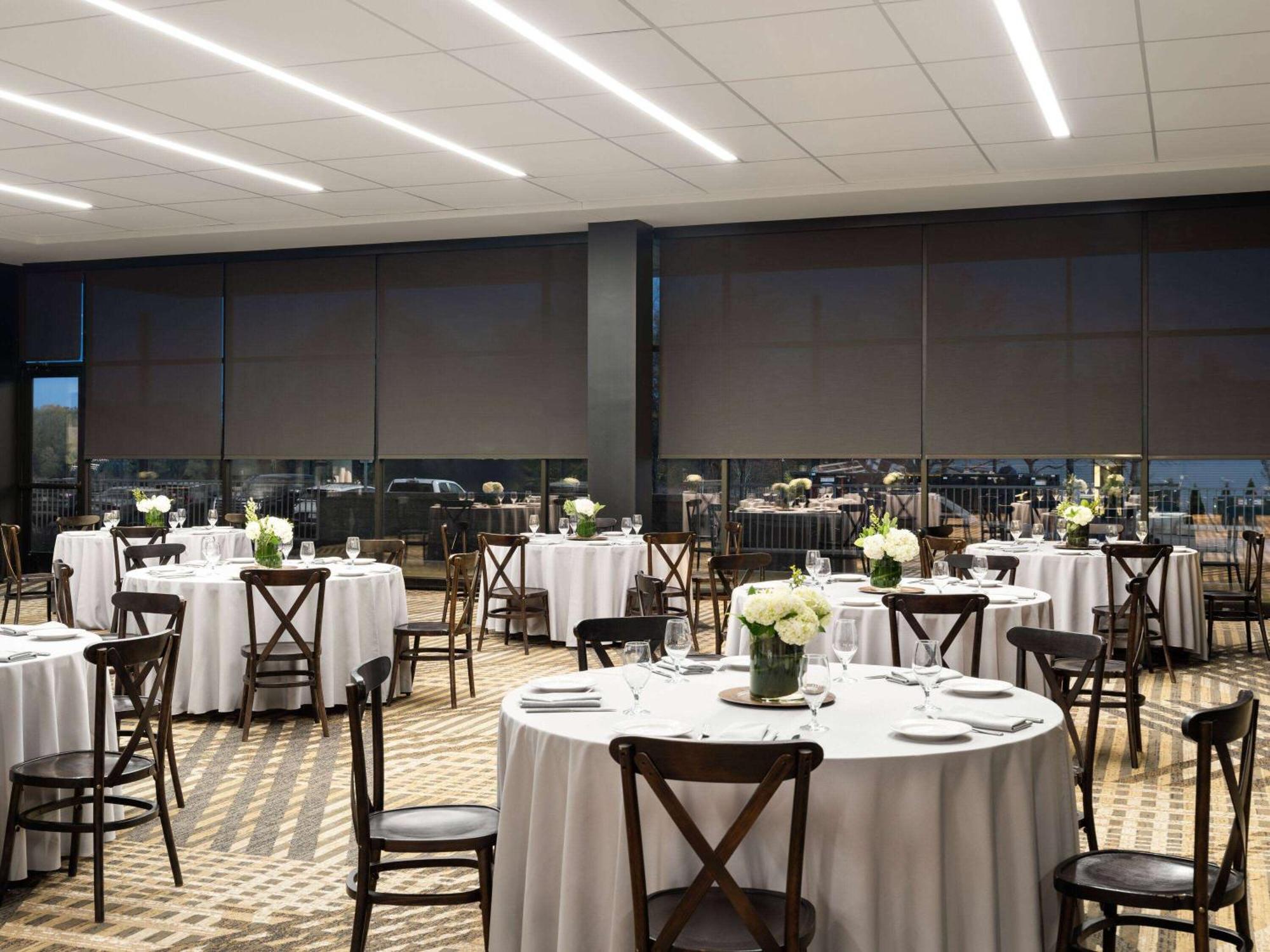 Origin Kansas City Riverfront, A Wyndham Hotel Exterior photo