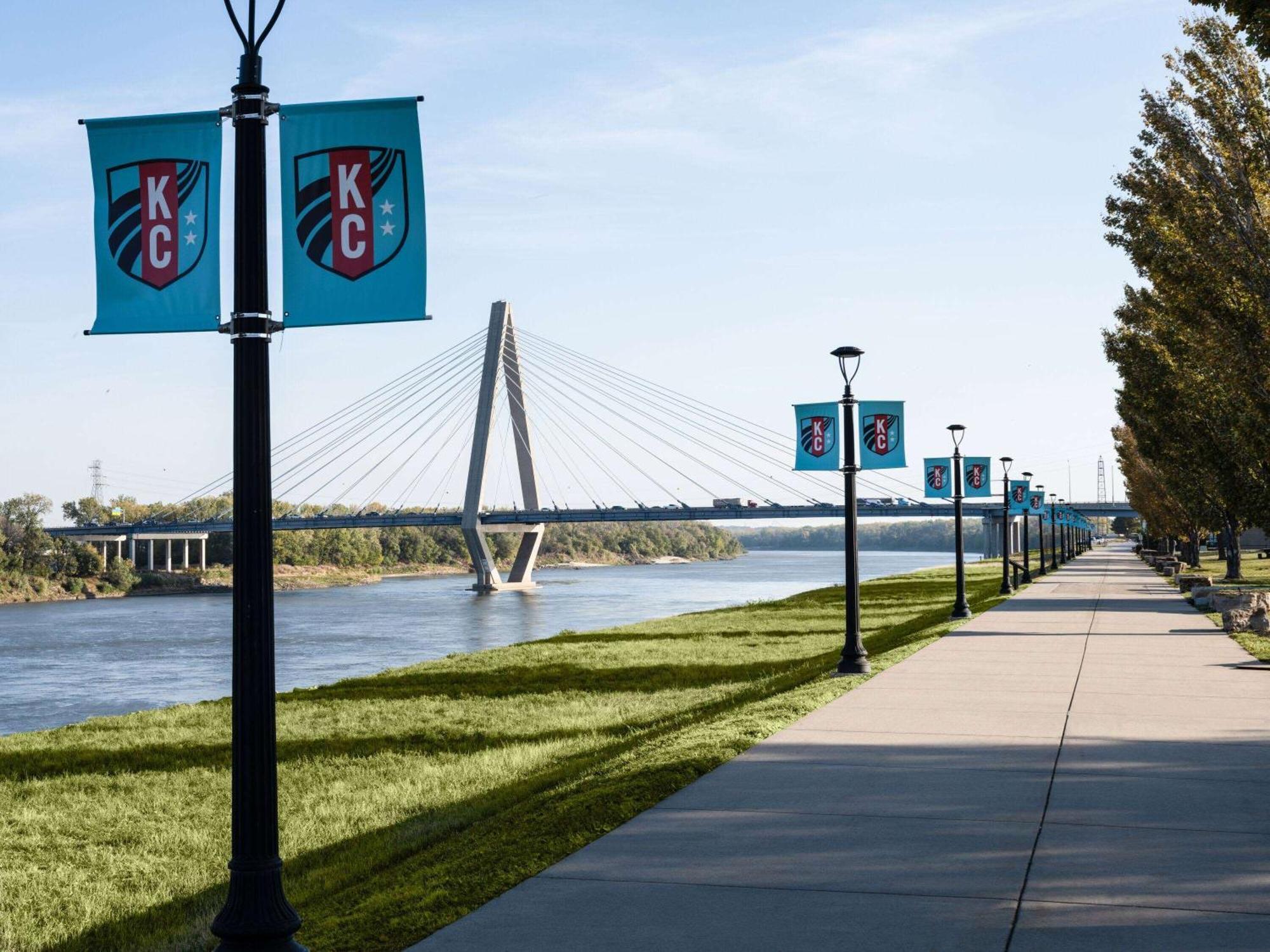 Origin Kansas City Riverfront, A Wyndham Hotel Exterior photo